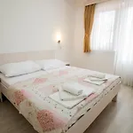 Pensjonat Pansion Obala 4*