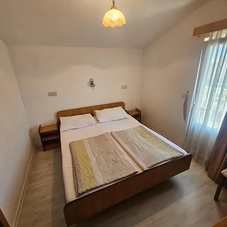 Guest house Pansion Obala 4*